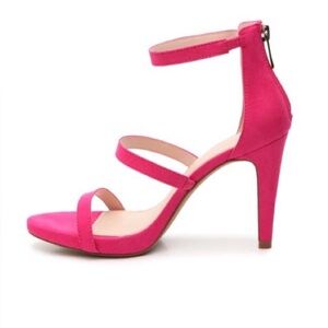 Kelly and Katie Courtnee Pink Faux Suede Heels Size 6